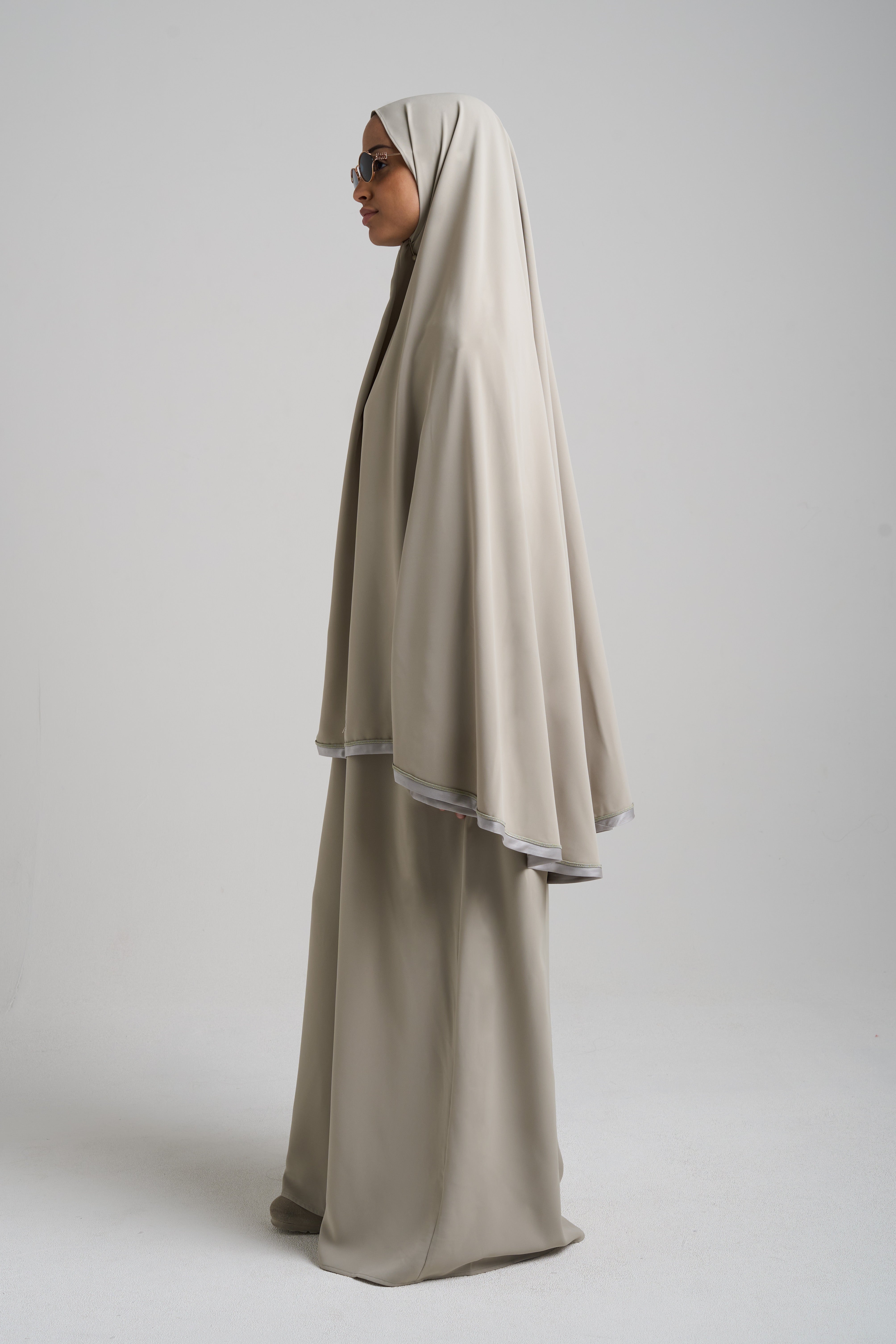 Variant gallery image 2