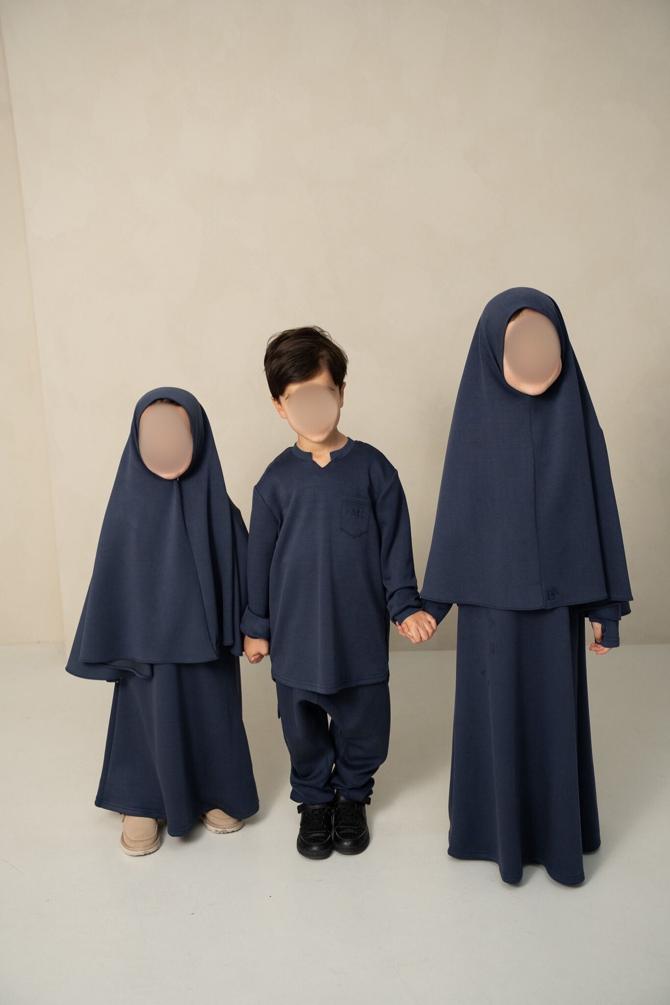 Variant gallery image 3