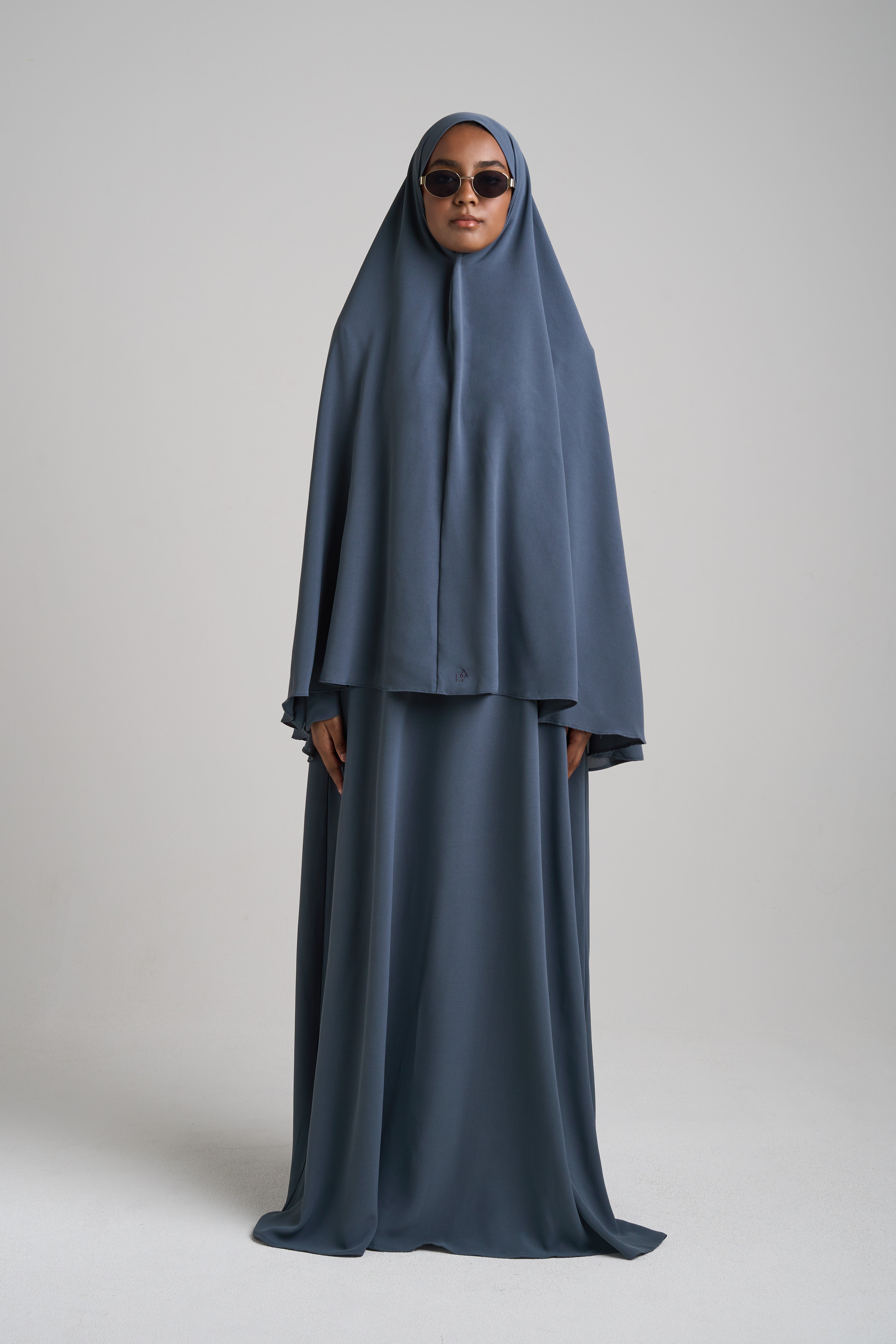 Lightweight Hip Khimar
