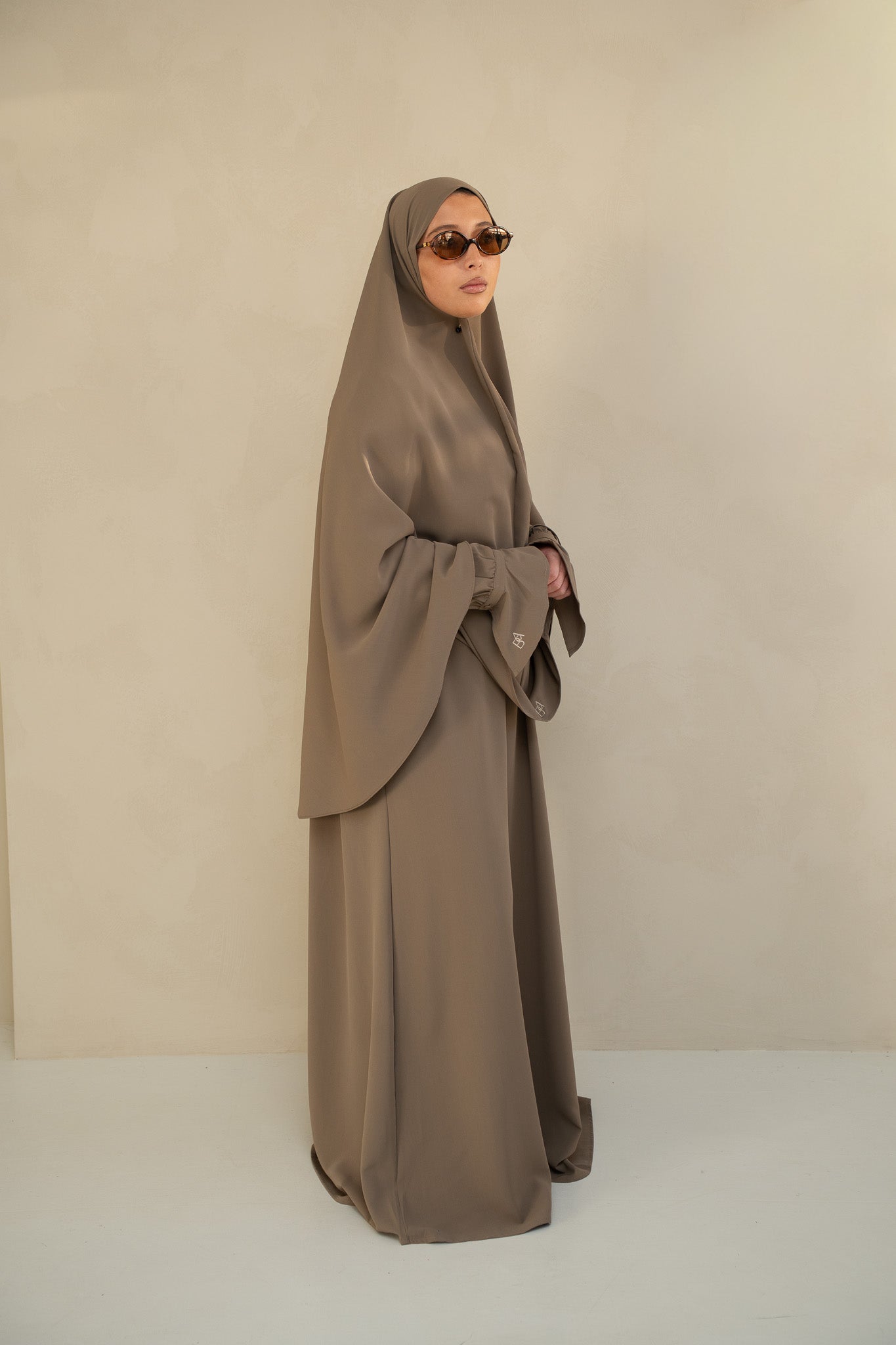 Variant gallery image 1