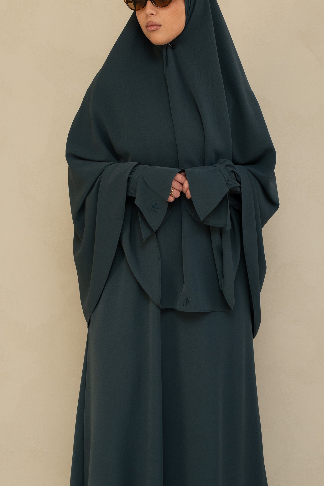 Variant gallery image 4