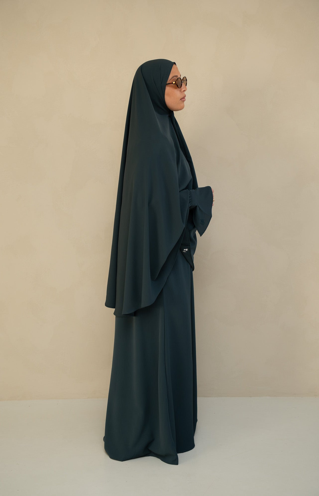 Variant gallery image 2