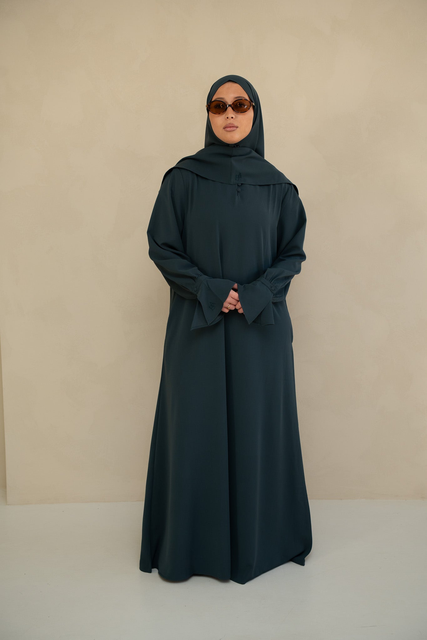 Variant gallery image 3