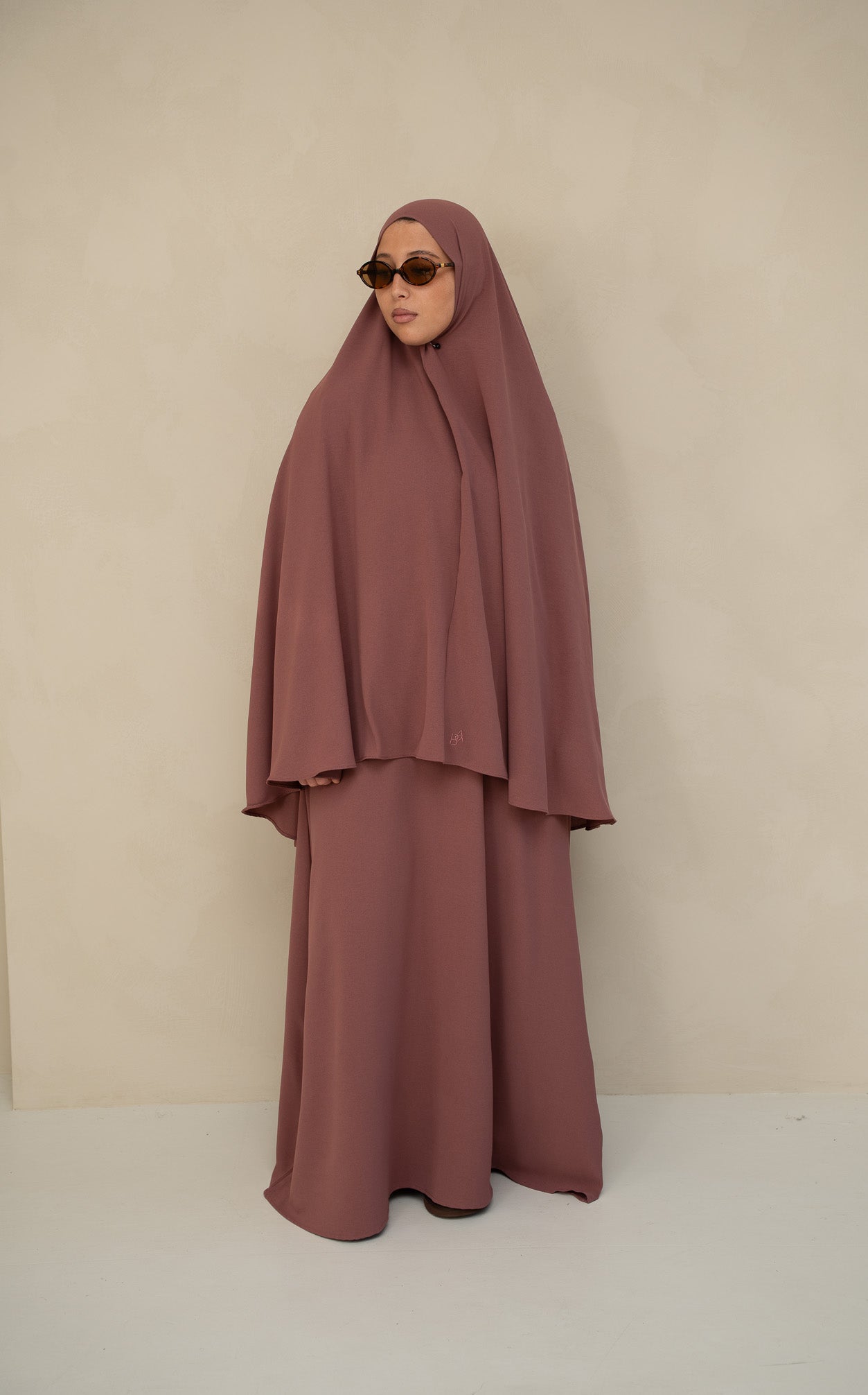 Lightweight Hip Khimar