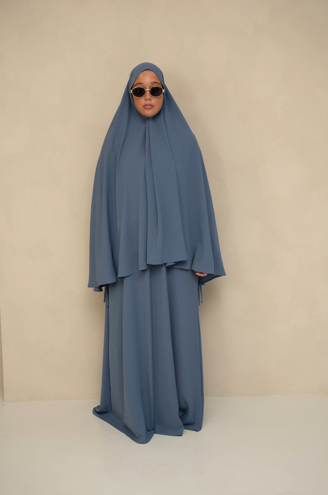 Lightweight Hip Khimar