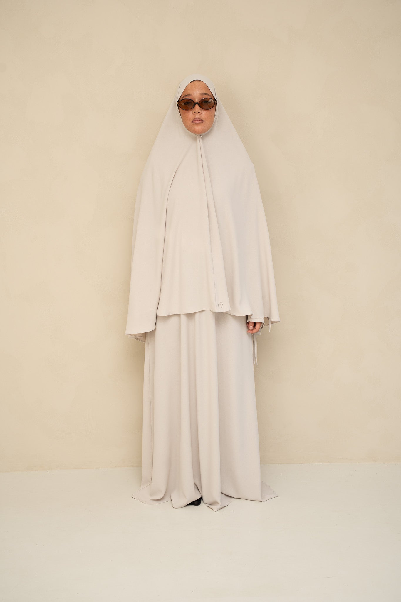 Lightweight Hip Khimar