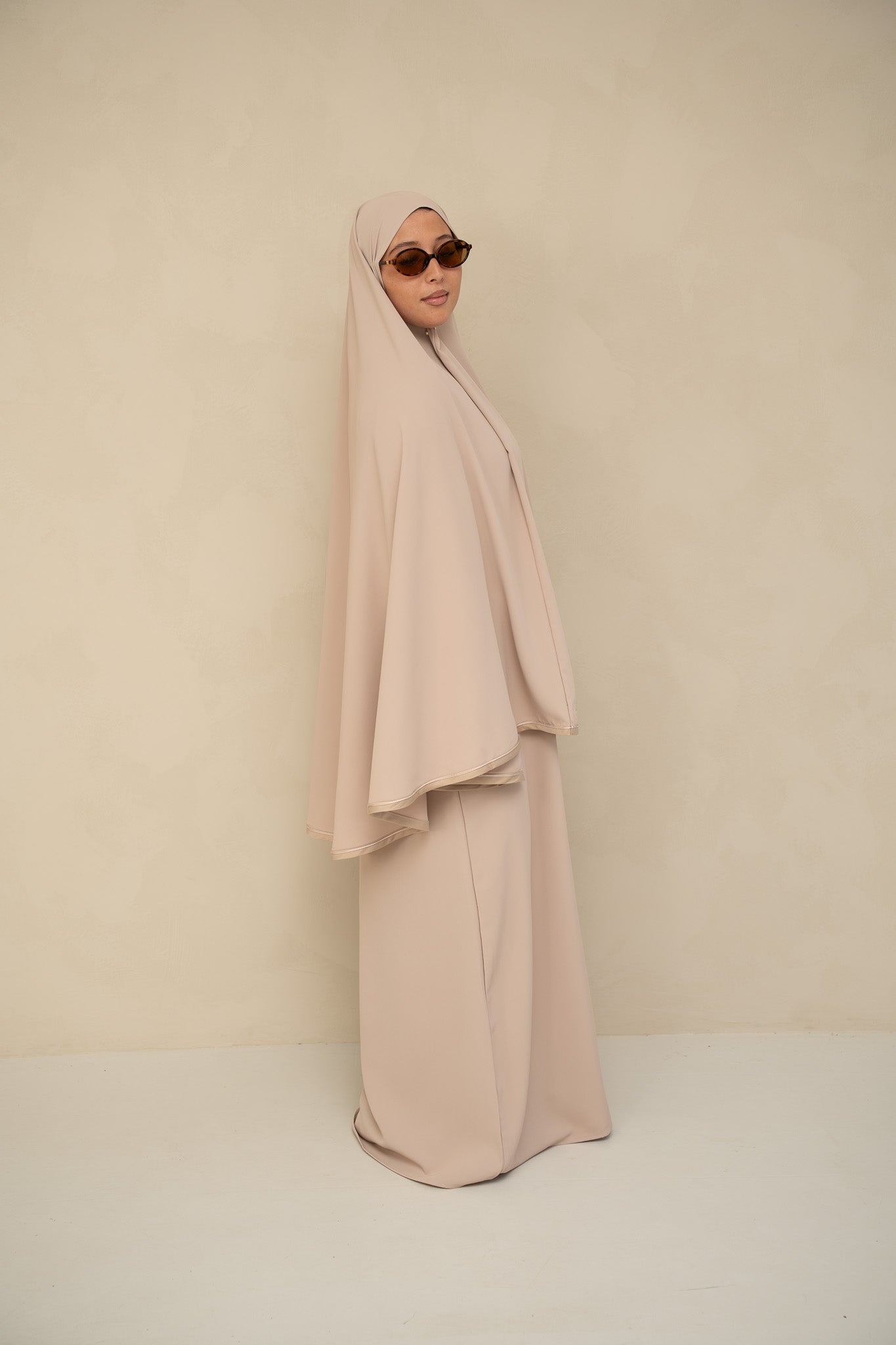 Variant gallery image 4