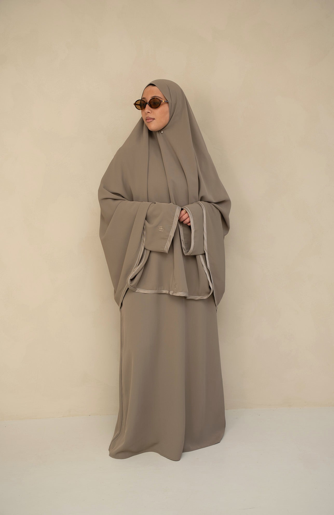 Variant gallery image 1