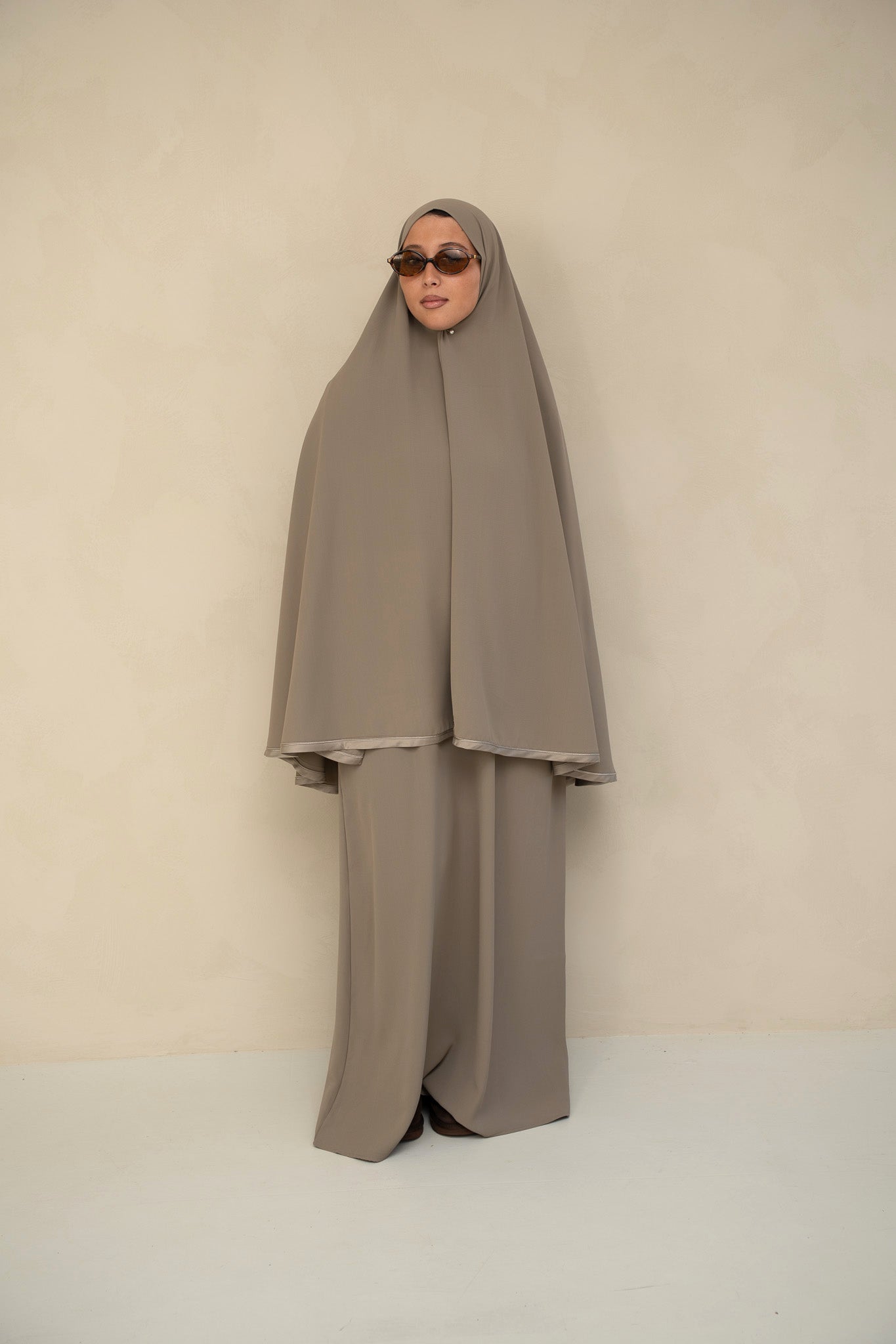 Variant gallery image 3