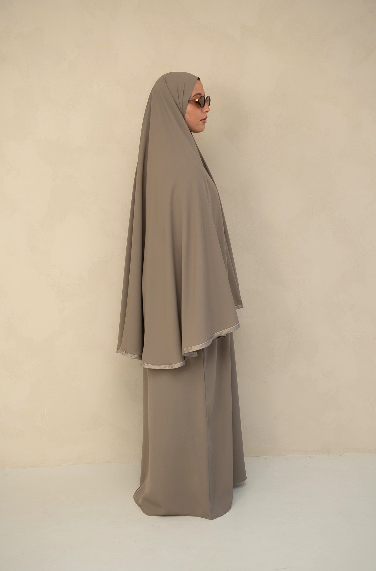 Variant gallery image 4