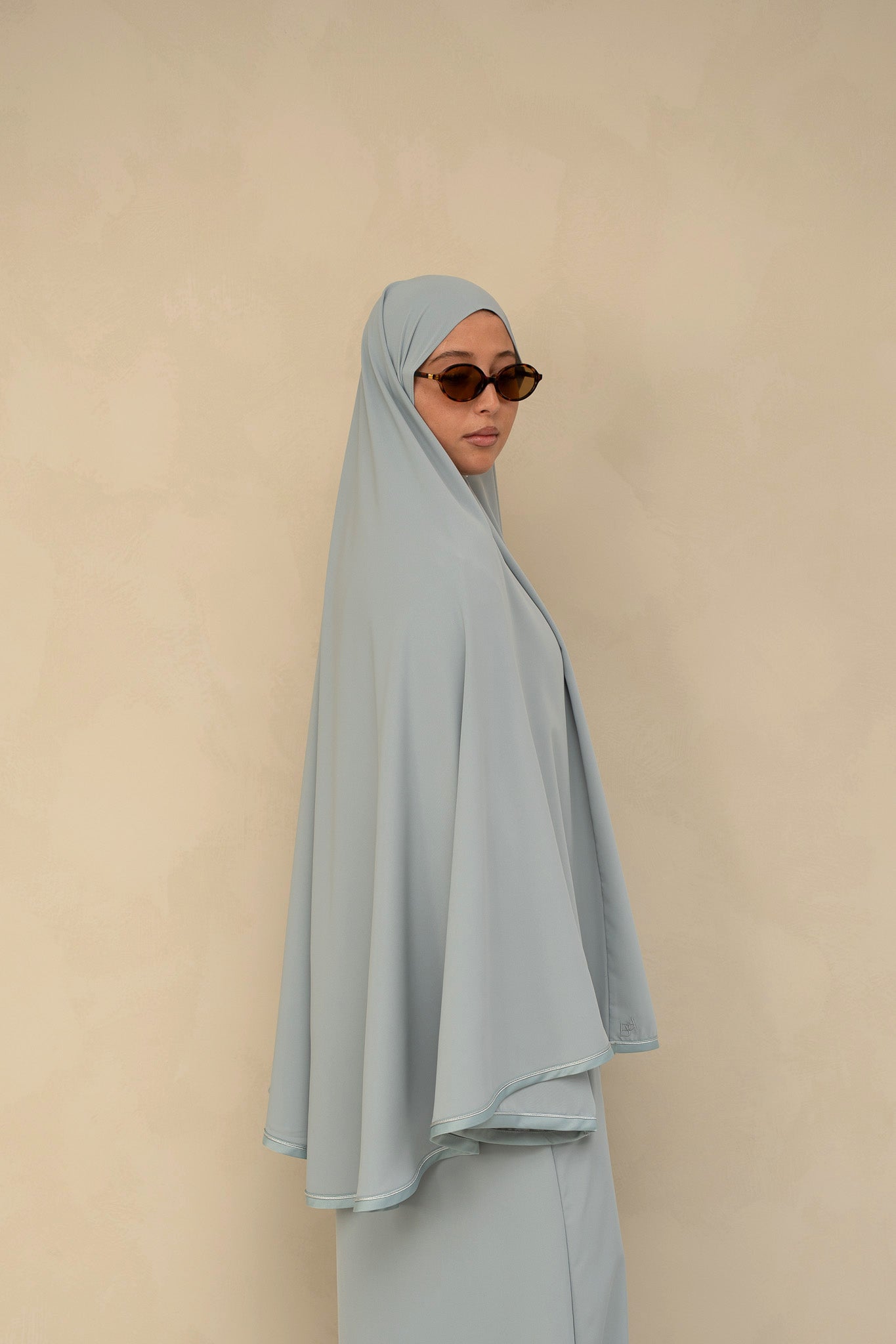 Variant gallery image 4