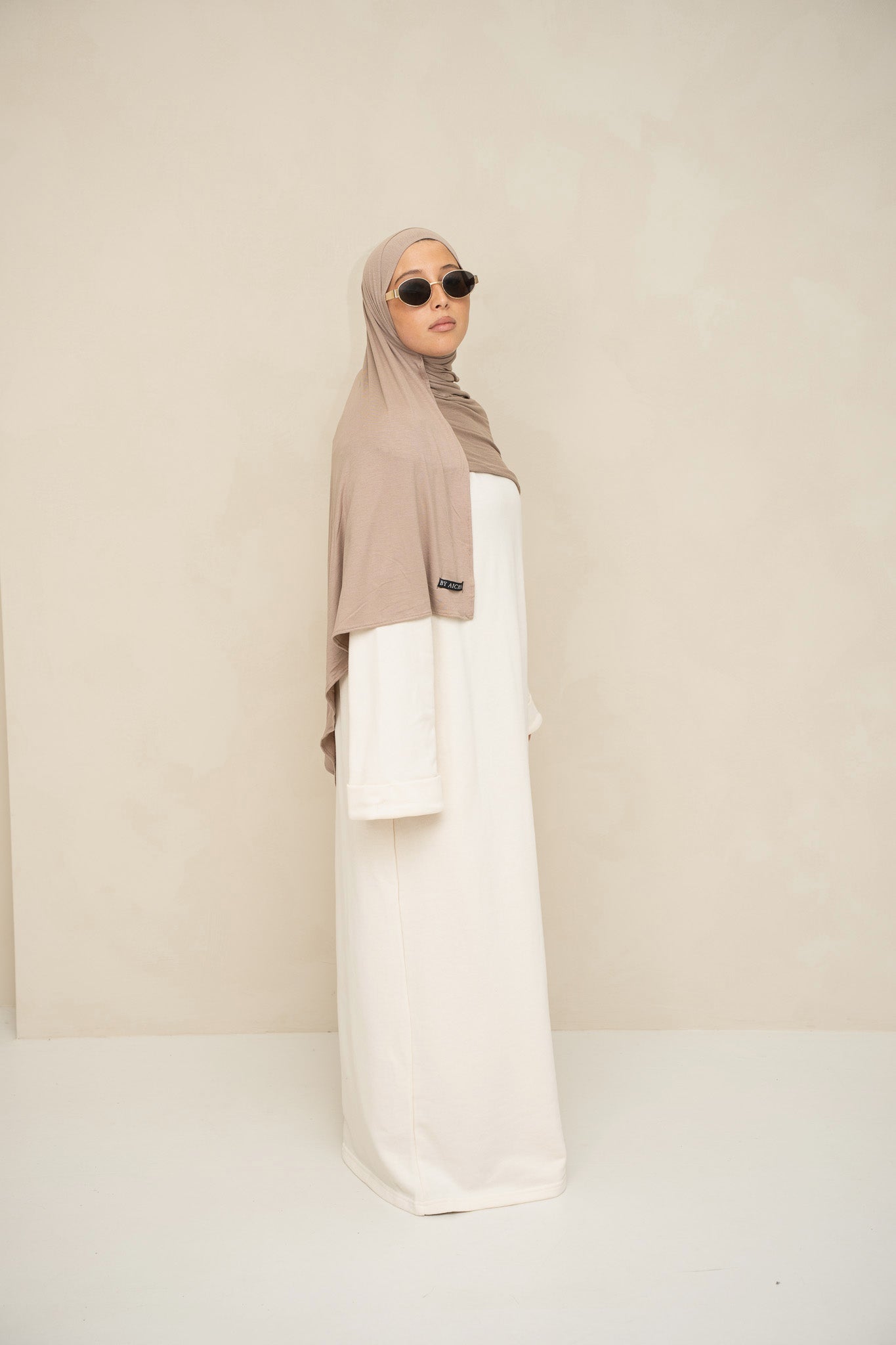 Variant gallery image 2