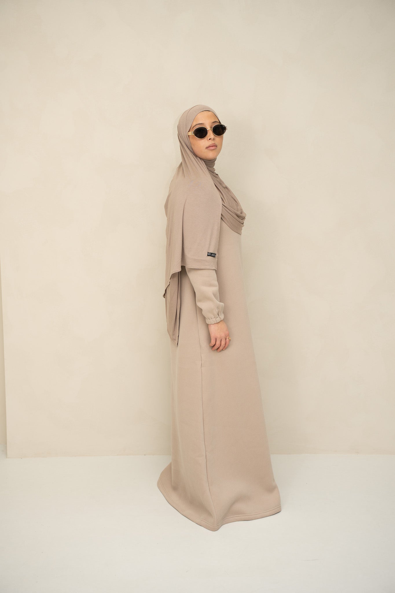 Variant gallery image 2