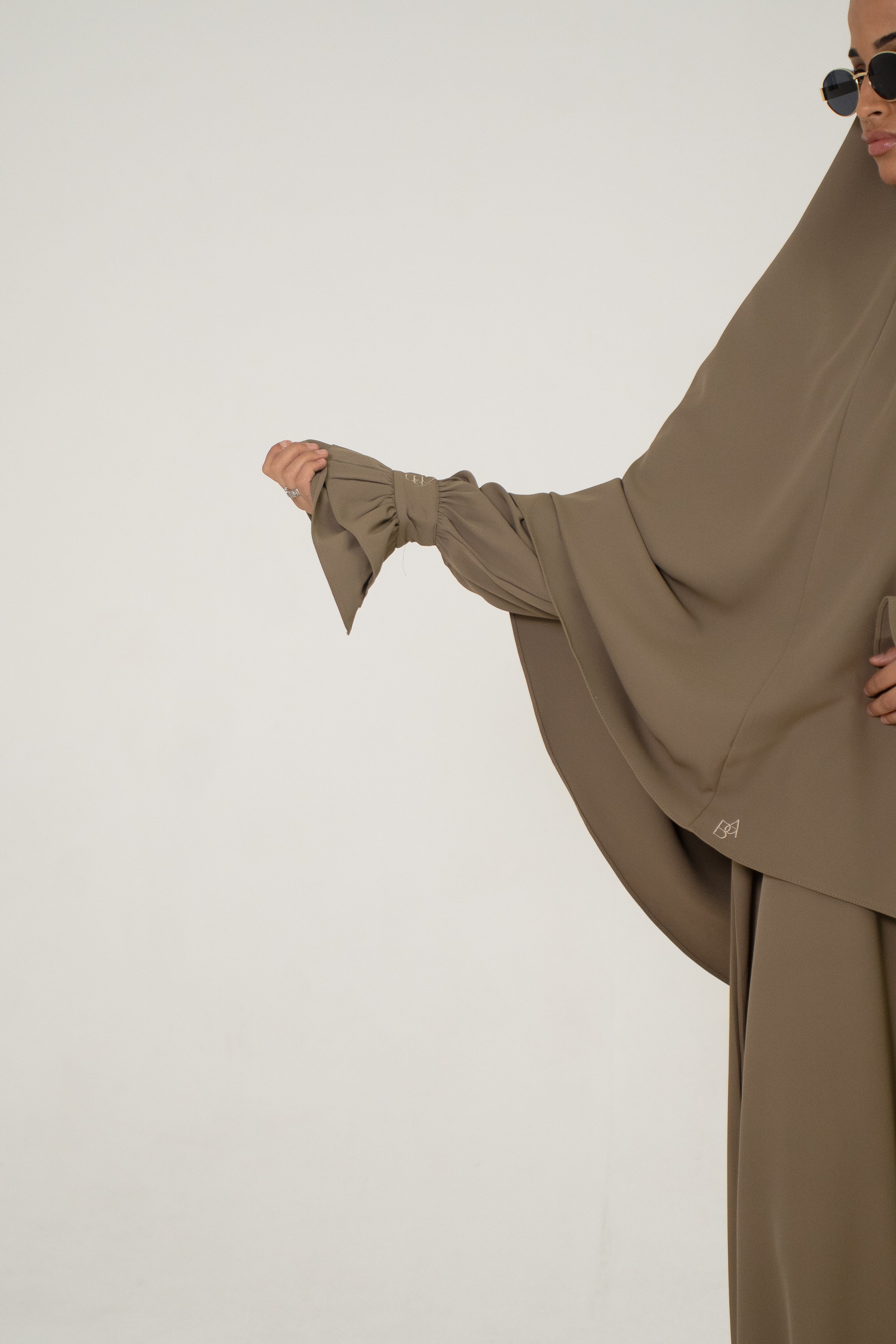 Variant gallery image 4