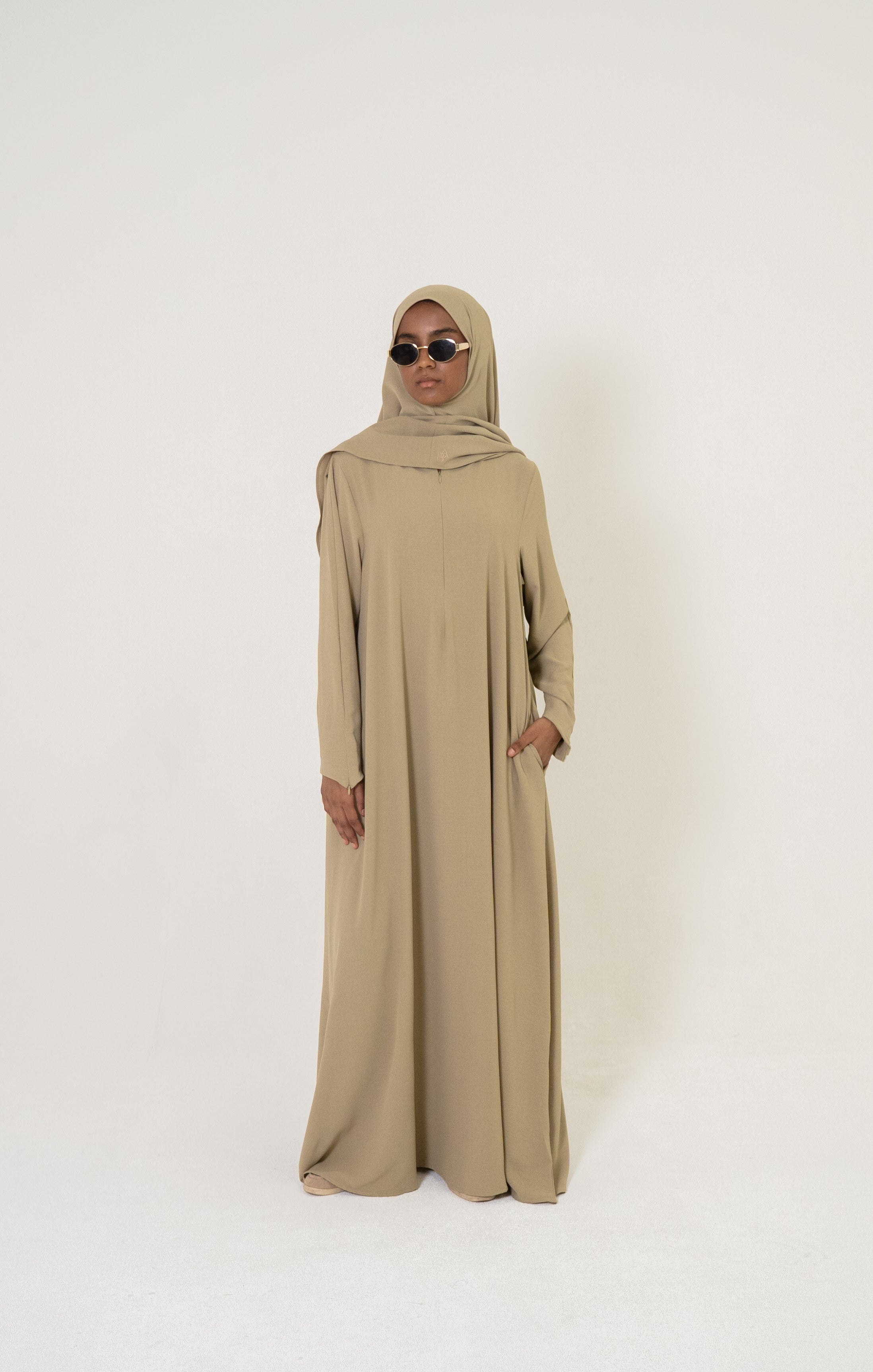 Variant gallery image 2