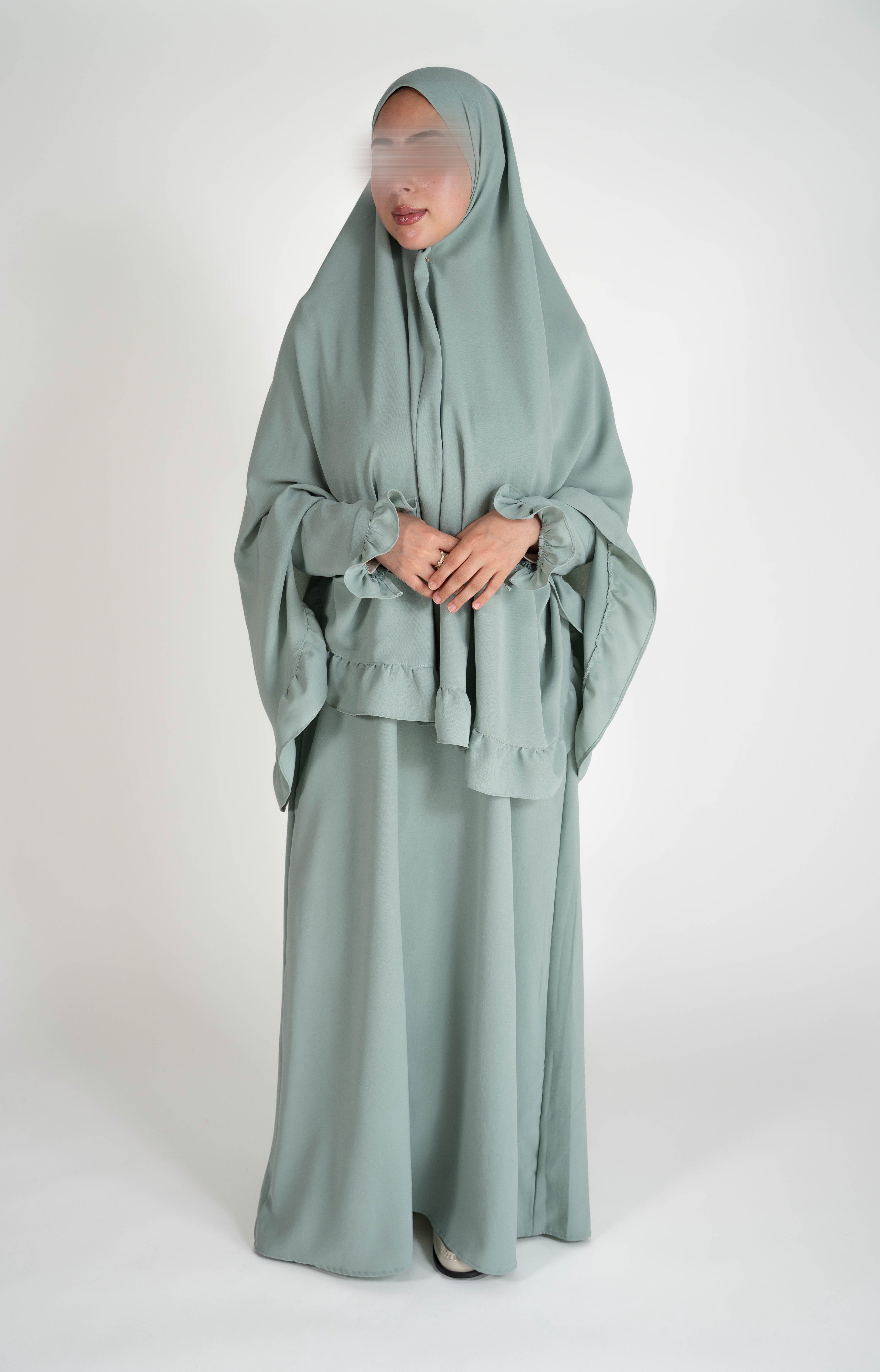 Lightweight Rouche Abaya