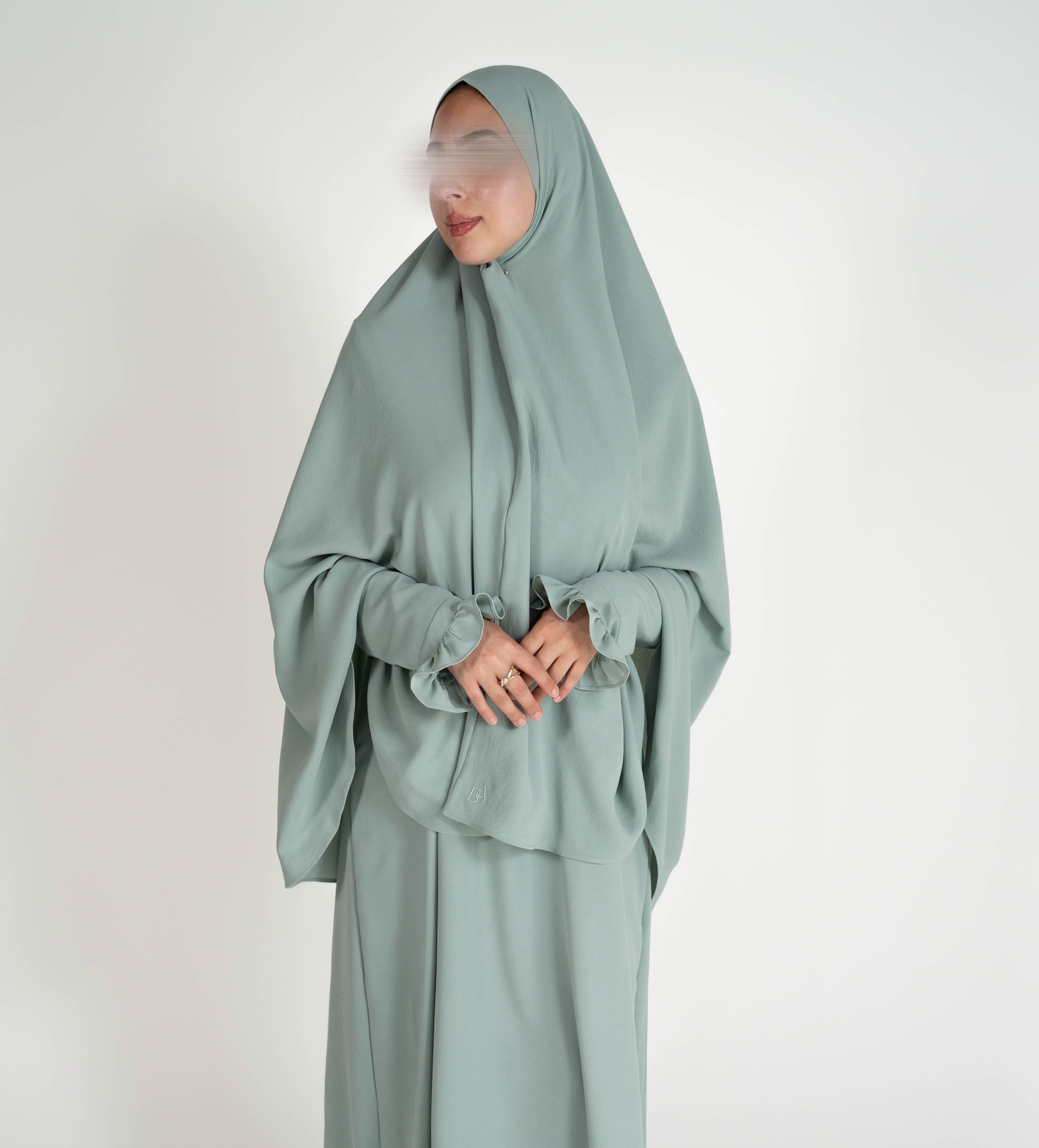 Lightweight Hip Khimar