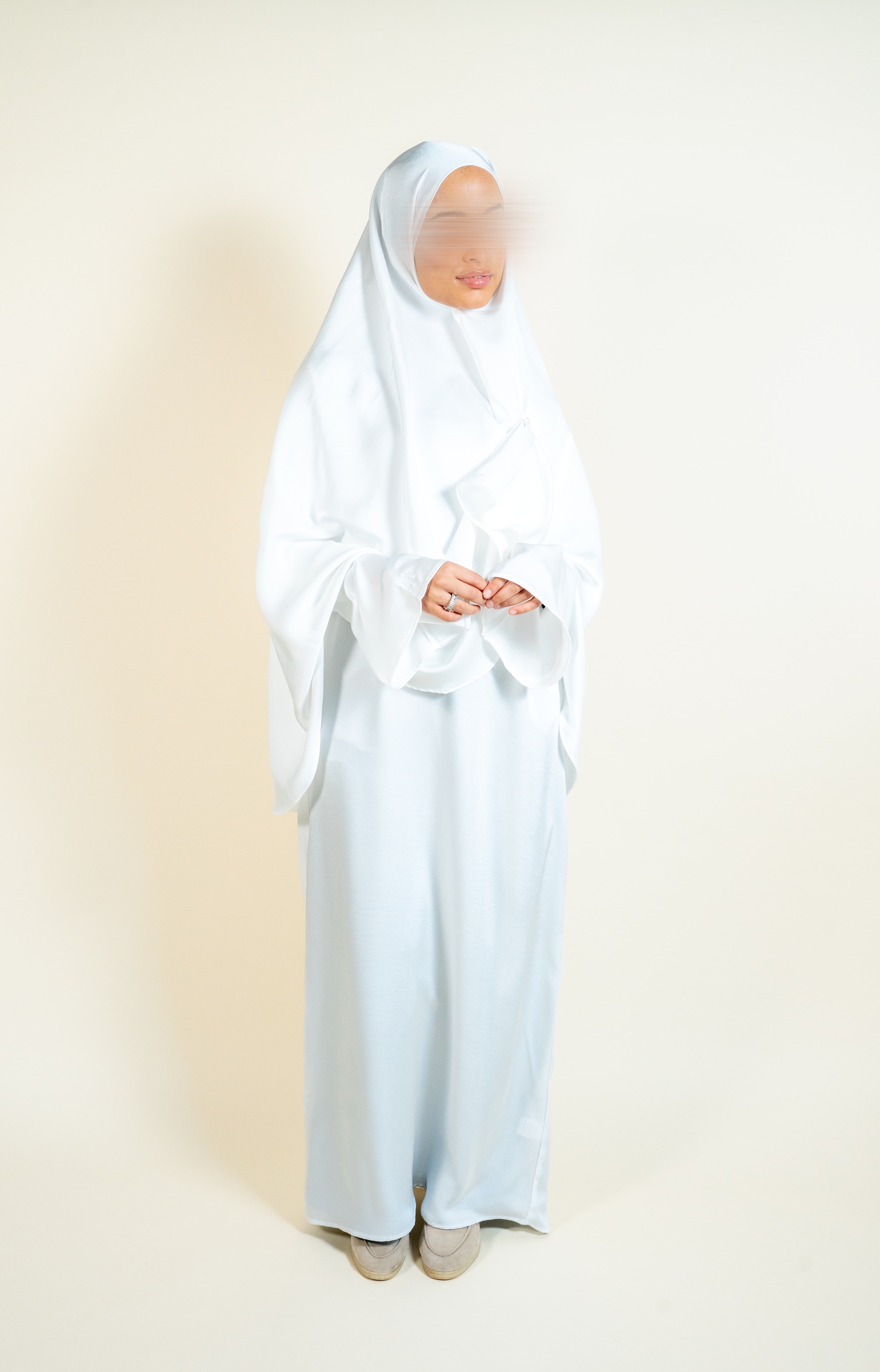 Soft Pearl Abaya & Khimar