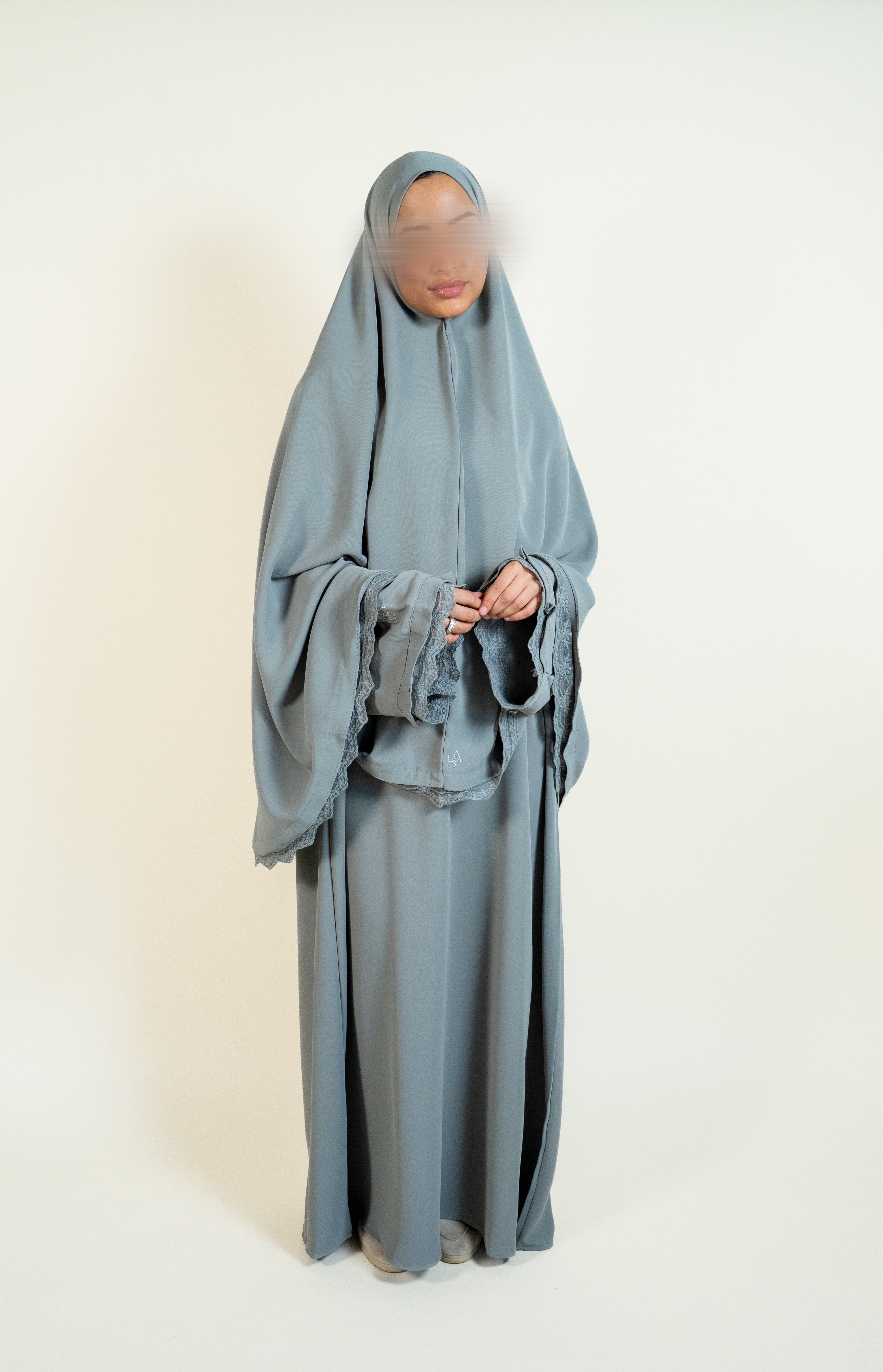 Detailed Lace Abaya & Khimar