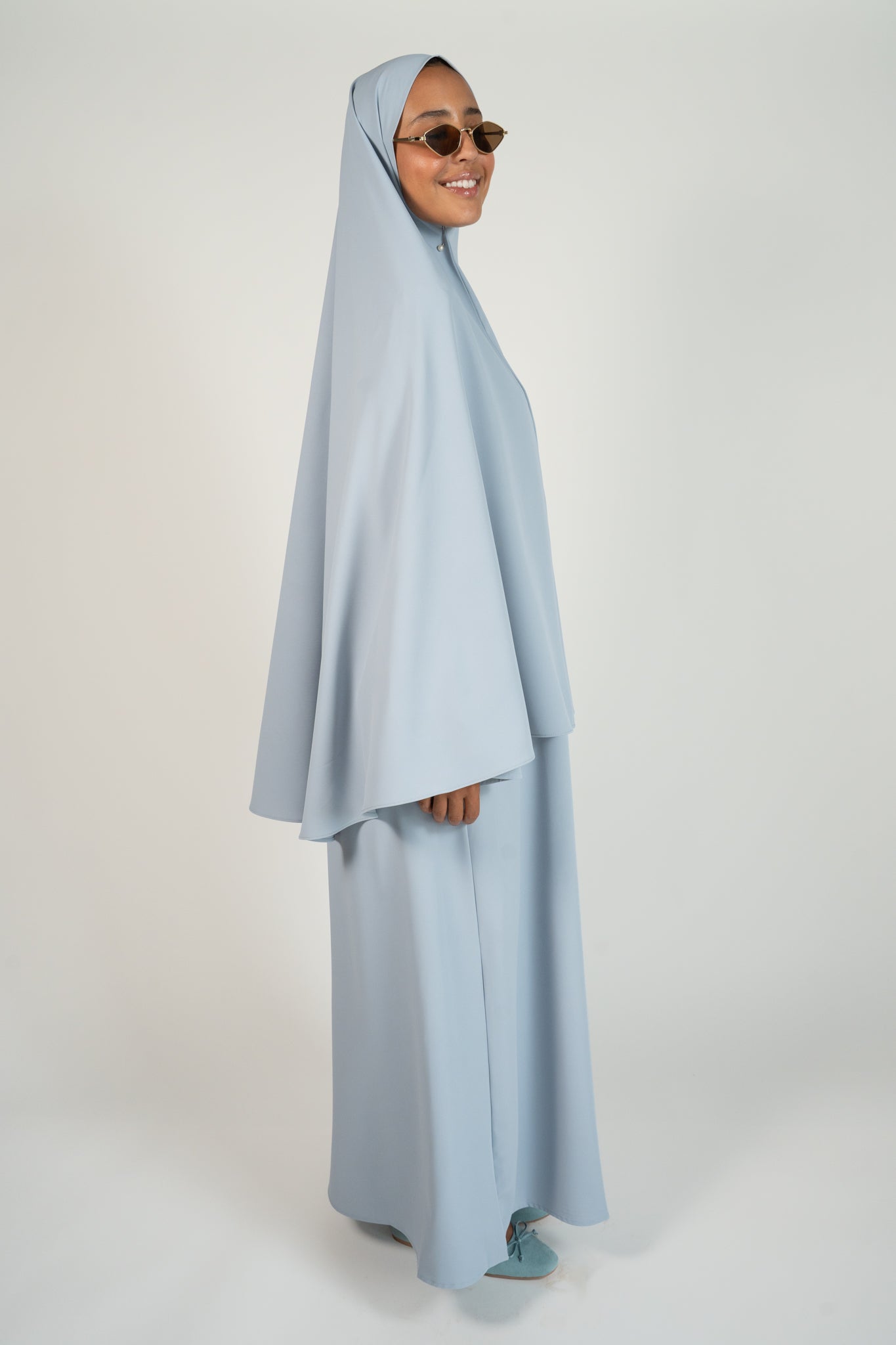 Soft Lace Abaya & Khimar Set Summer Edition - Wispy Blue