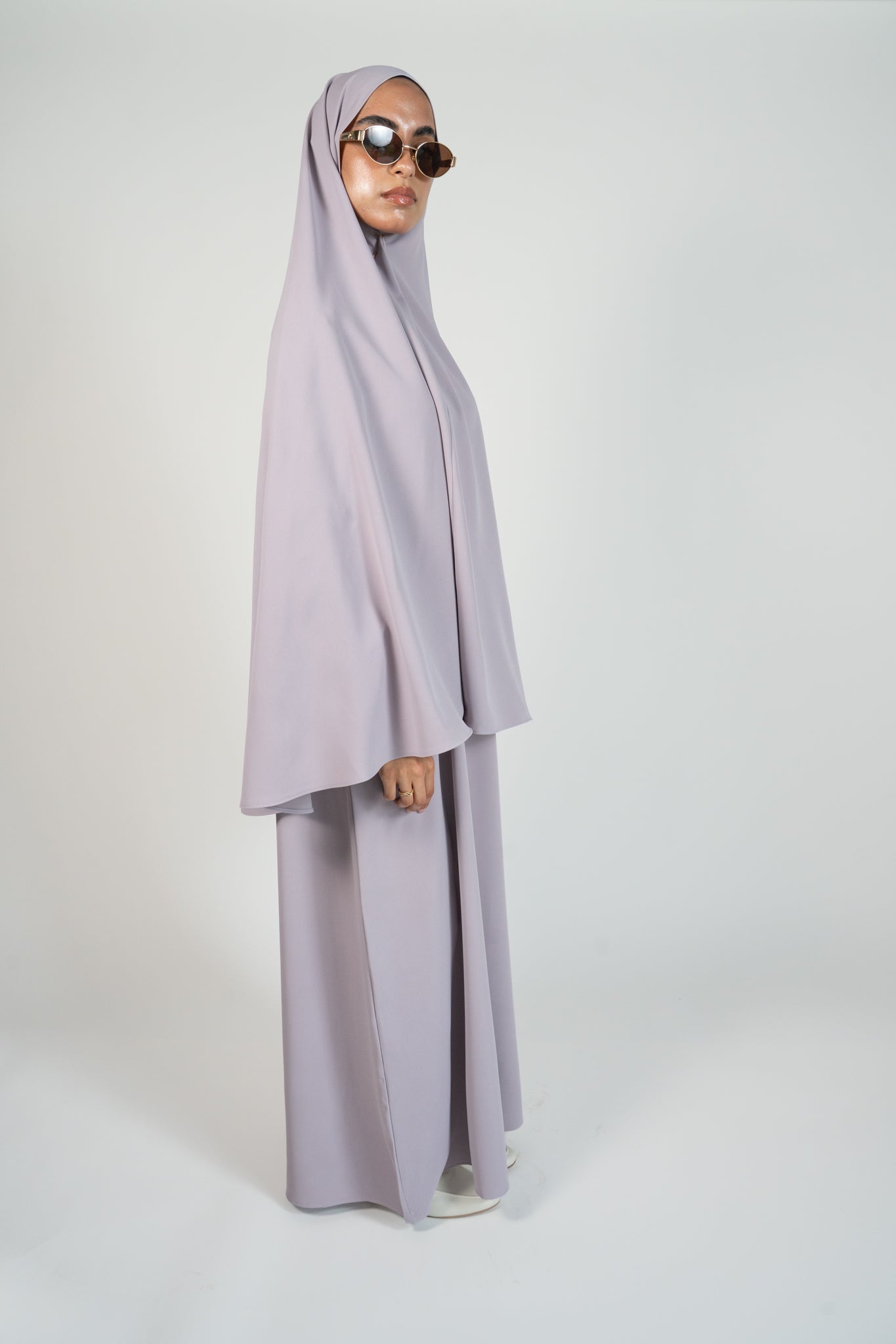 Soft Lace Abaya & Khimar Set Summer Edition - Purple Dove