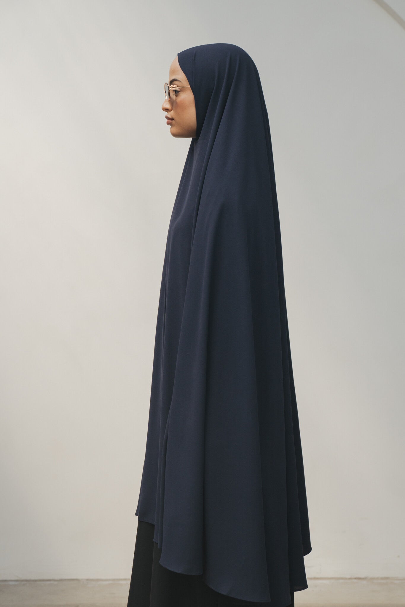 Variant gallery image 3
