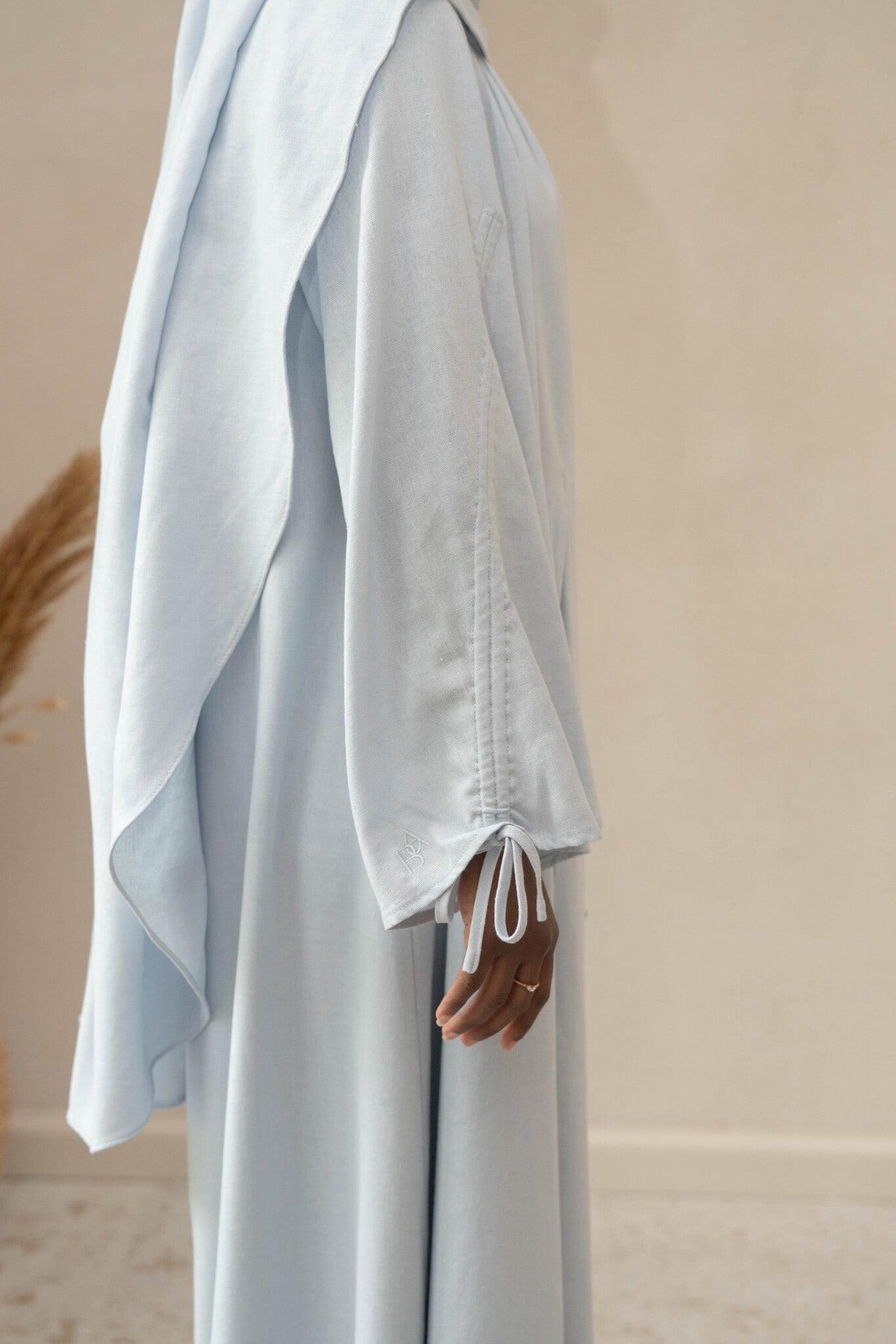 Variant gallery image 2
