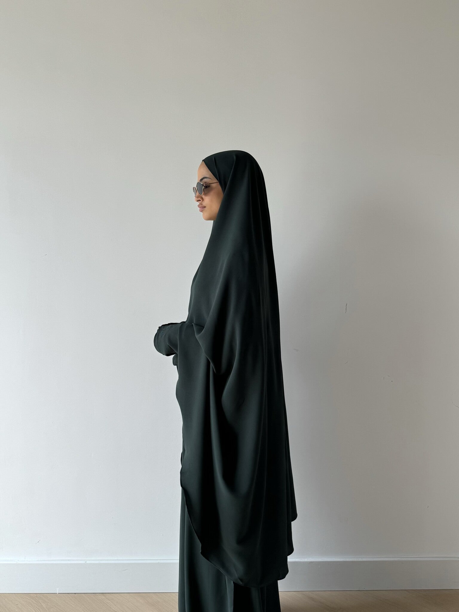 Variant gallery image 3